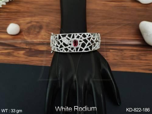 KD-822-186-RED