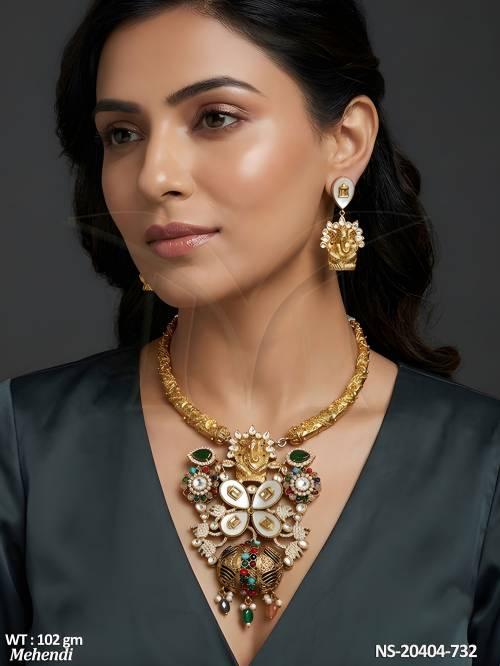 mehendi-polish-temple-kundan-necklace-set-for-women