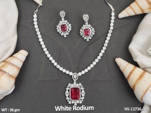 NS-13736-305-RED
