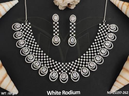 NS-15197-262-WHITE