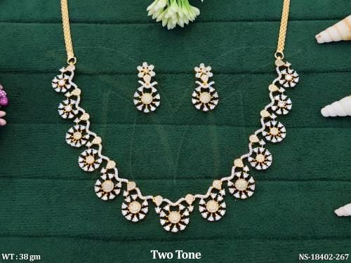 NS-18402-267-WHITE