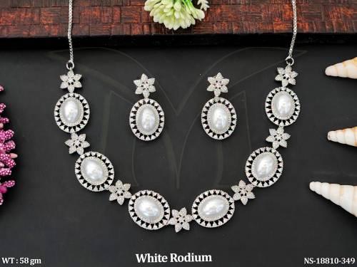 NS-18810-349-WHITE