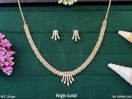 Beautiful Designer High Gold Polish Fancy Style Necklace Set