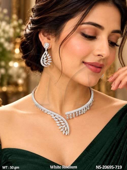 Designer AD Leaf Pattern Necklace Set