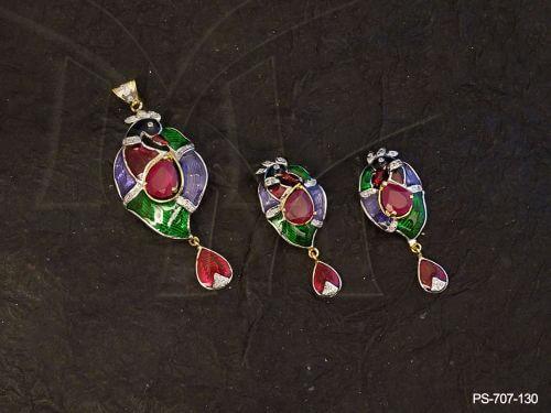 peacock face sided center ad pendant set