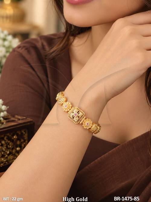 Traditional Floral Pattern Gold Bracelet