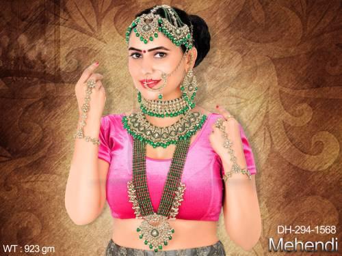 mehendi-polish-antique-designer-wedding-wear-beautiful-antique-jewellery-dulhan-set