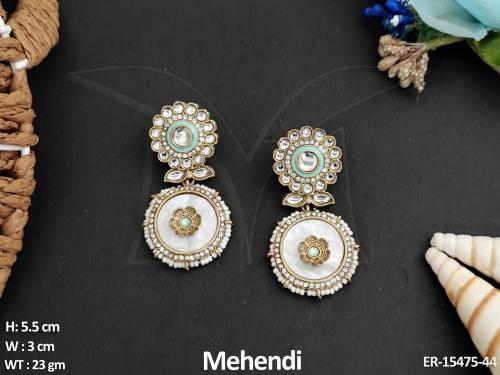antique-jewellery-mehendi-polish-elegant-designs-with-a-vintagetouch-earrings