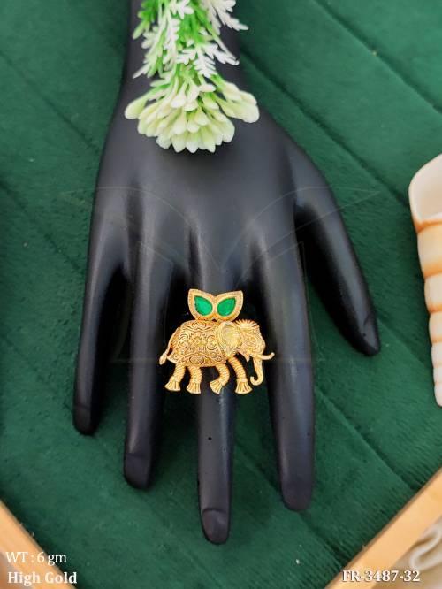 Antique Elephant Design Finger Ring in High Gold