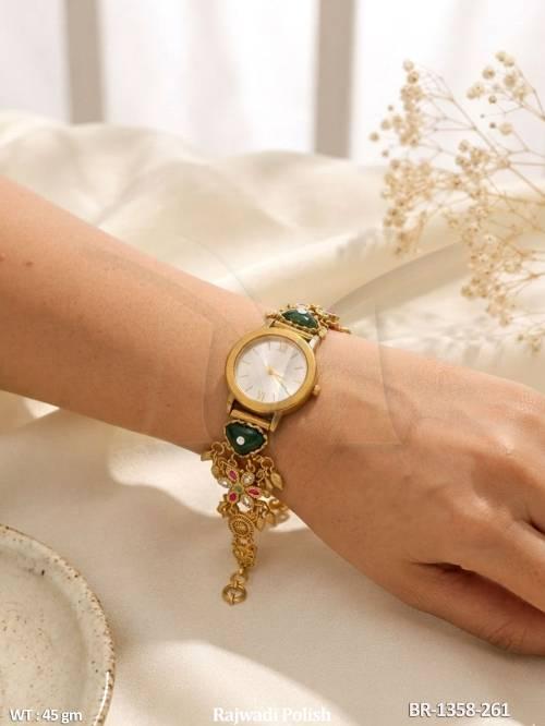 antique-rajwadi-emerald-charm-bracelet-watch
