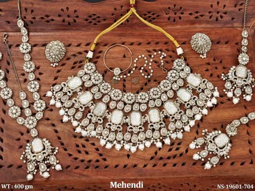 Heavy Traditional Mehandi Polish Choker Jewellery Set