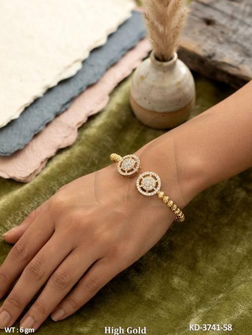 high-gold-polish-antique-designer-kada