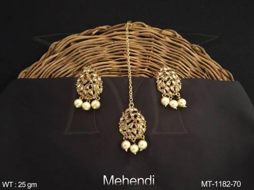 mehendi-polish-fancy-design-party-wear-designer-antique-maang-tikka-with-earring