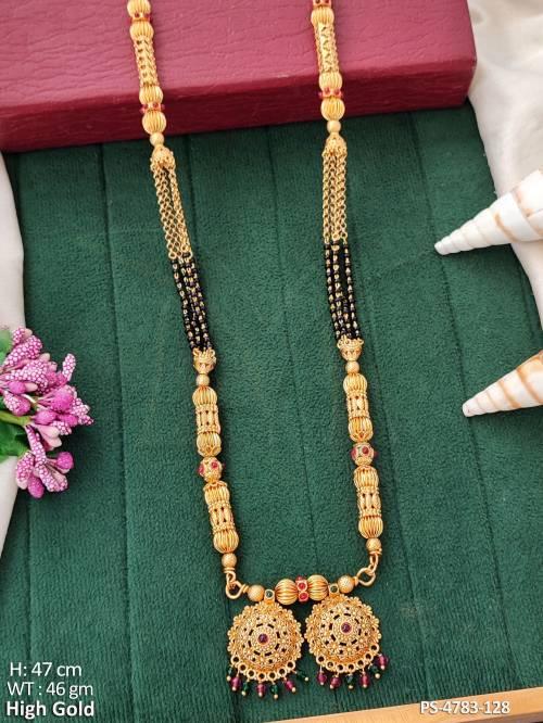 beautiful-high-gold-polish-pendant-set-