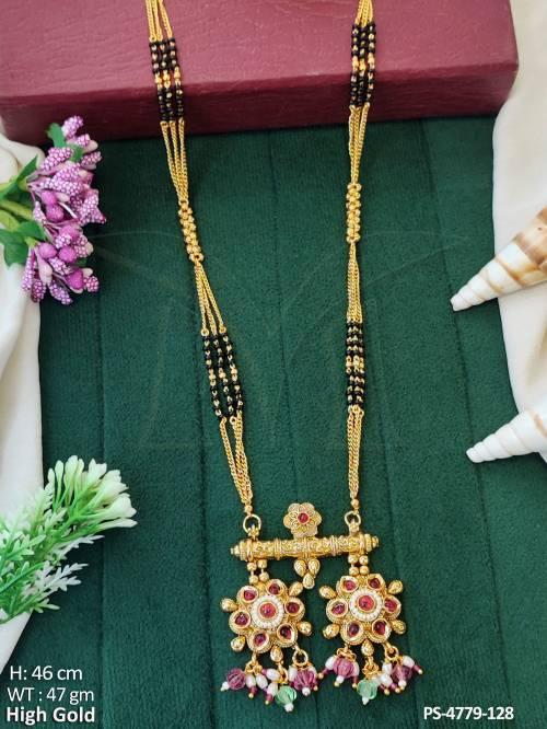 antique-high-gold-polish-design-party-wear-pendant-set-