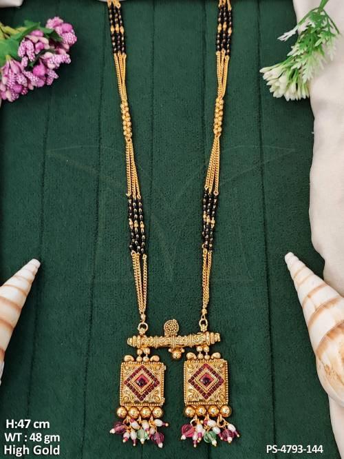 beautiful-high-gold-polish-fancy-style-pendant-set-