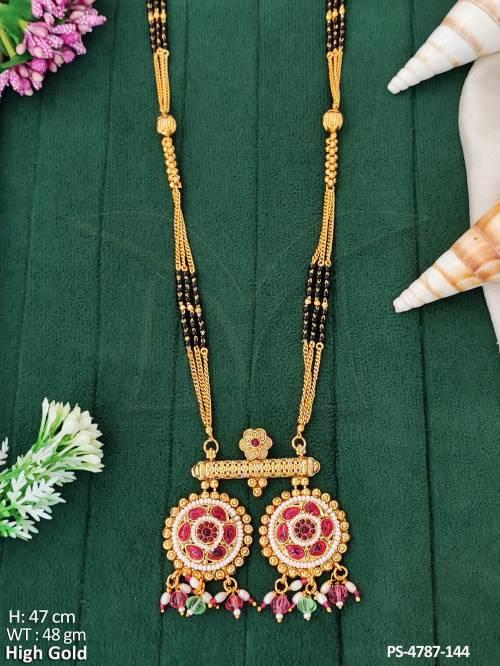 antique-designer-high-gold-polish-pendant-set-