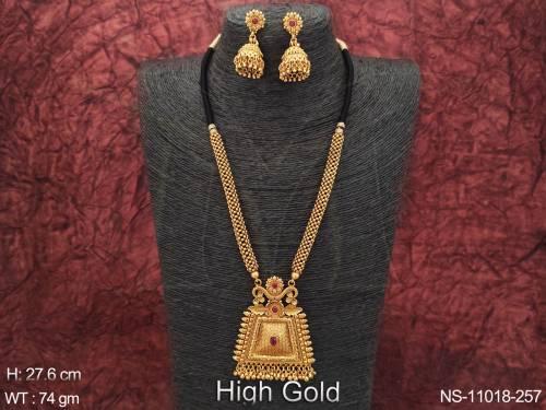 beautiful-pendant-high-gold-polish-designer-party-wear-long-antique-jewellery-necklace-set-