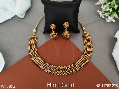 Antique Jewelry High Gold Polish Wedding Wear Fancy Design Antique Short Necklace Set 