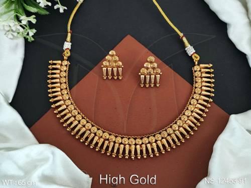 Antique Designer Fancy Design Party wear Beautiful High Gold Polish Antique Plain Gold Necklace Set    