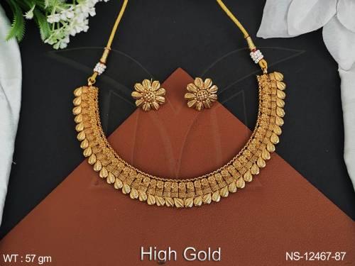 Antique Jewelry High Gold Polish Designer Wear Party Wear Plain Gold Design Antique Short Necklace Set