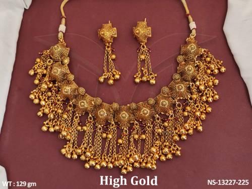 Plain Gold Design High Gold Polish Fancy Style Antique Short Necklace Set 