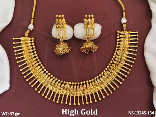 Antique Jewellery Plain Gold Design Fancy Style High Gold Polish Antique Short Necklace Set