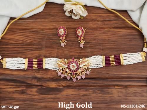 Antique Designer Jewellery Fancy Style High Gold Polish Antique Choker Necklace Set