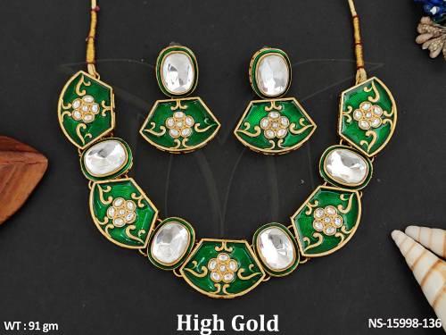 antique-jewellery-beautiful-design-high-gold-polish-necklace-set-
