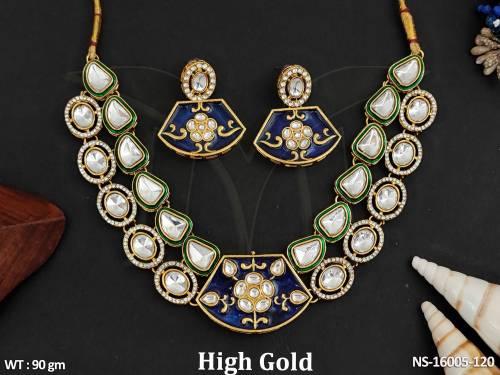 sophisticated-antique-jewellery-high-gold-polish-classic-ethnic-charm-necklace-set