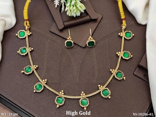 beautiful-high-gold-polish-full-stone-necklace-set-
