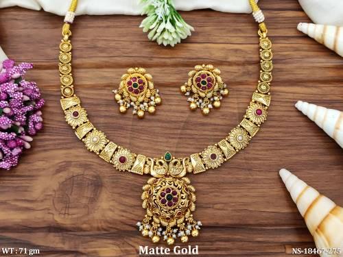 Antique Matte Gold Polish Clustered Pearl Necklace Set   