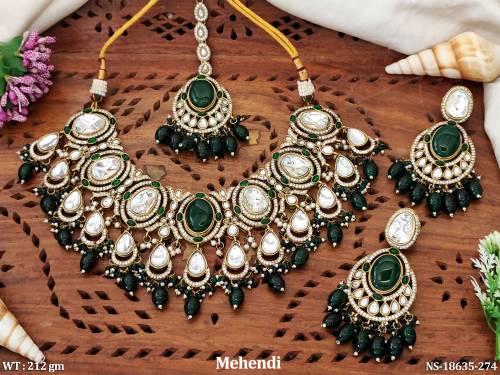 beautiful-designer-mehendi-polish-party-wear-short-necklace-set-