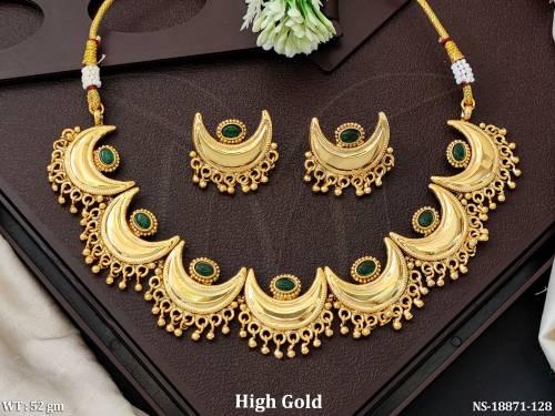 antique-high-gold-polish-full-stone-fancy-style-short-necklace-set-