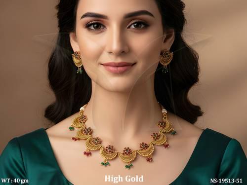 antique-high-gold-floral-crescent-necklace-set-with-earrings