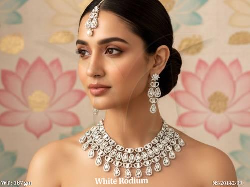 White Rhodium Antique Bridal Necklace Set with Tikka