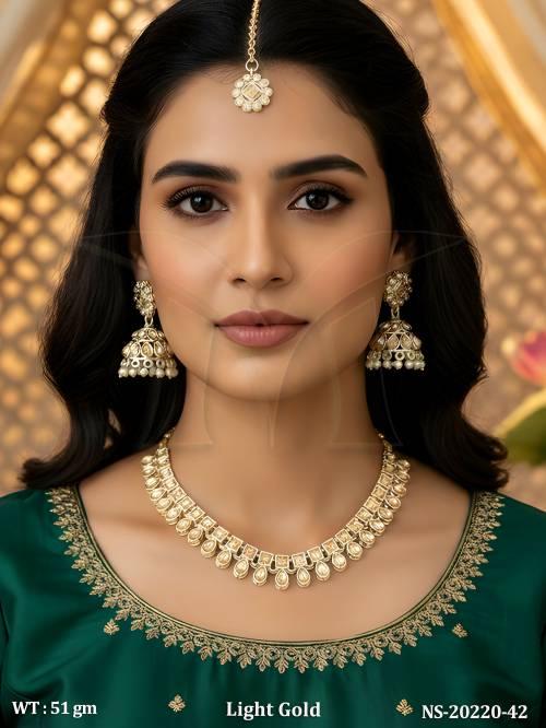 antique-light-gold-necklace-set-with-jhumka-earrings