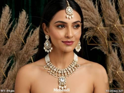 royal-mehendi-polish-kundan-wedding-jewelry-set