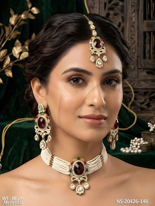 designer-mehendi-polish-full-stone-choker-set-with-earrings