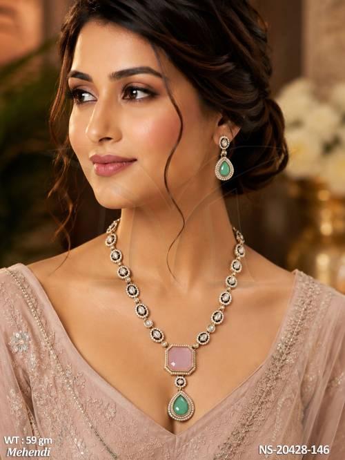 designer-mehendi-polish-dual-stone-necklace-set-for-women
