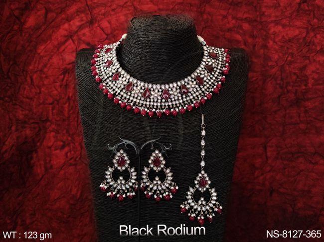 Beautiful Black Rodium Polish full Antique white stones Clustered Pearl Fancy Style Choker Necklace Set with Maang Tikka