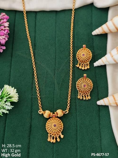 beautiful-antique-high-gold-polish-pendant-set-