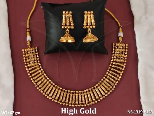 North Style Plain Gold Design High Gold Polish Antique Short Necklace Set