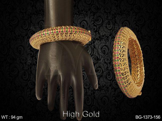 Rounded Mesh Medium Style Bangles