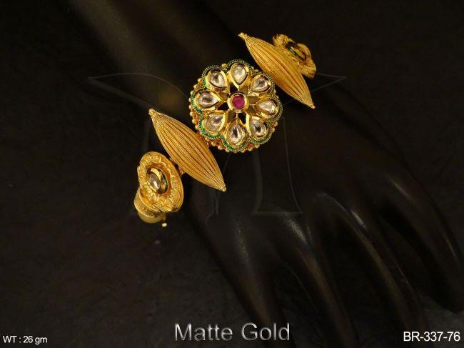 reverse paan flower antique bracelet detail