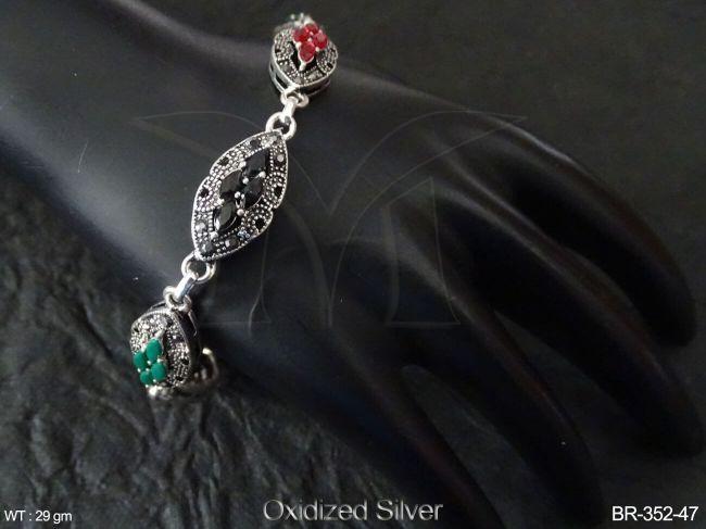 BR-352-47-Ruby Green Black
