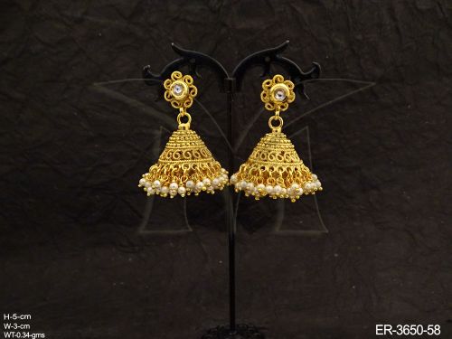 triangular cone antique earrings set detail