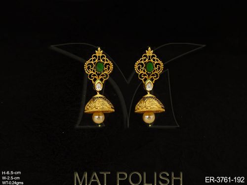 conical flower antique earrings detail