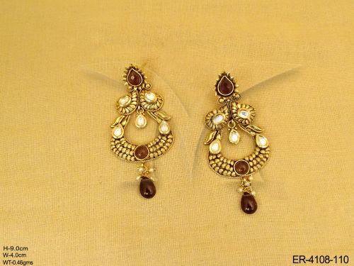leaf style antique earrings set detail