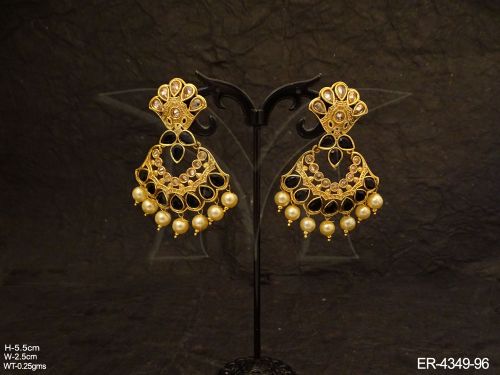 Paan Base Moti Drop Earrings
